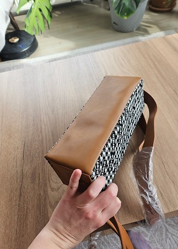 pierre cardin orijinal sıfır canta - Görsel 4