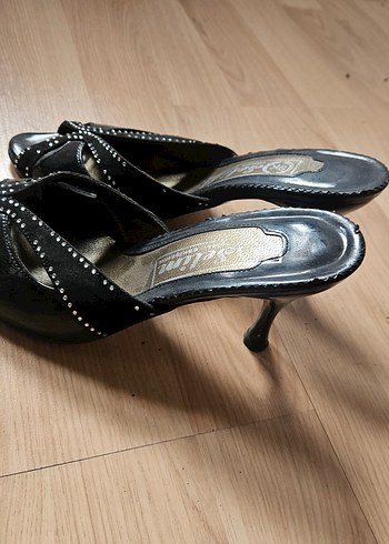 Siyah Stiletto Terlik - Görsel 2