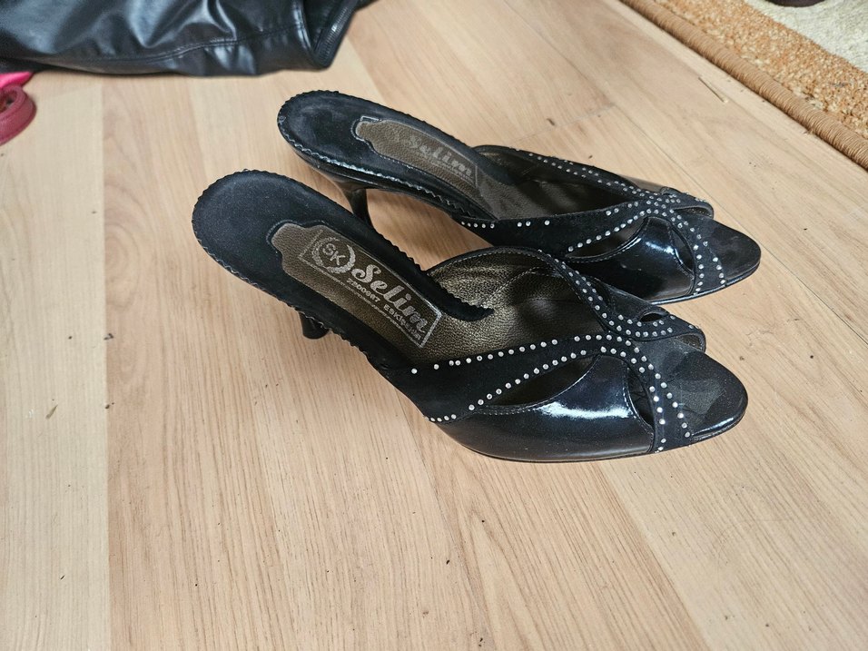 Siyah Stiletto Terlik - Görsel 3