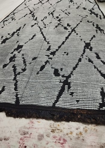 Grili siyahlı şönil halı - Görsel 7