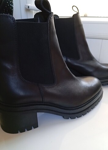 Nine West Kışın için favori olacak bot modeli