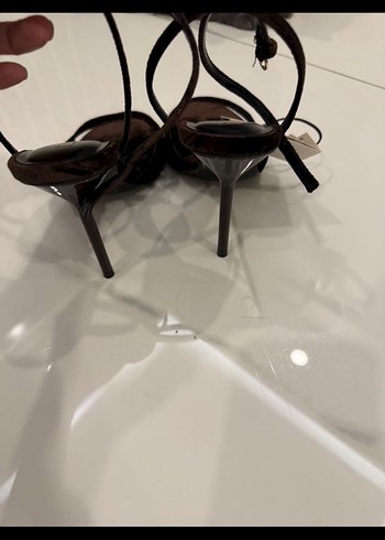 Kahverengi Süet Stiletto Kemerli Topuklu - Görsel 5