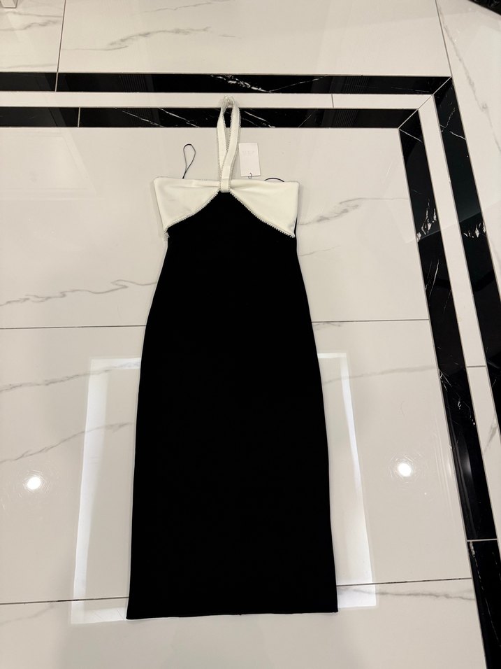 Uzun Siyah-Beyaz Drapeli Straplez Elbise - Görsel 5