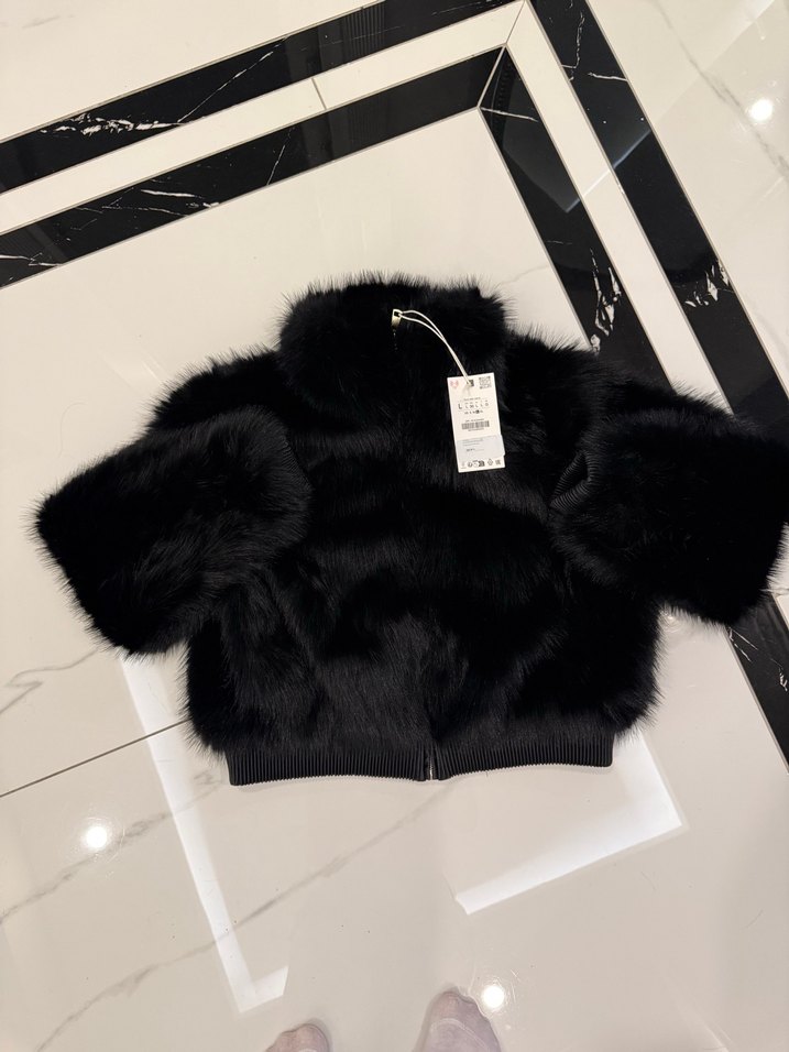 Siyah Peluş Kürk Detaylı Midi Mont - Görsel 5