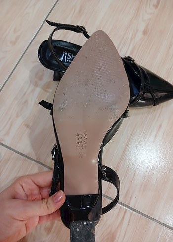 Siyah Tokalı Stiletto - Görsel 8