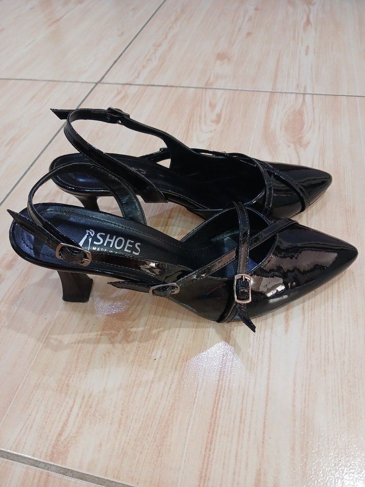 Siyah Tokalı Stiletto - Görsel 3