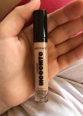Wet n Wild Bej Kapatıcı ve Aydınlatıcı