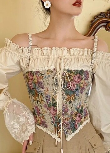 Vintage çiçekli korse