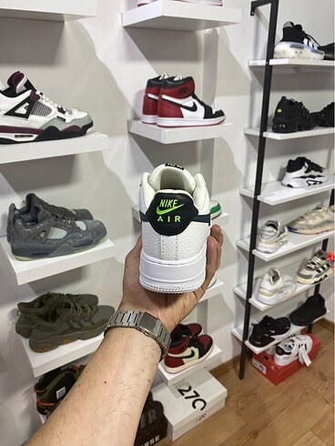 37 Beden Nike aire force