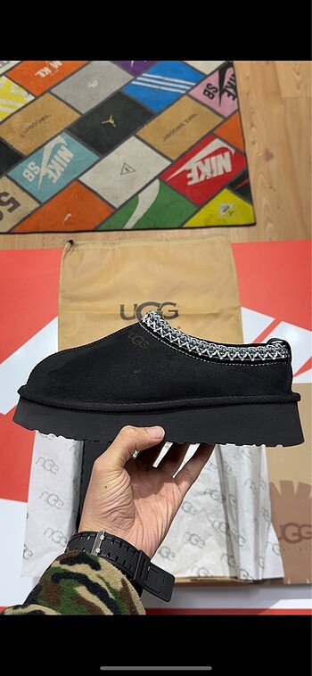 UGG TAZZ