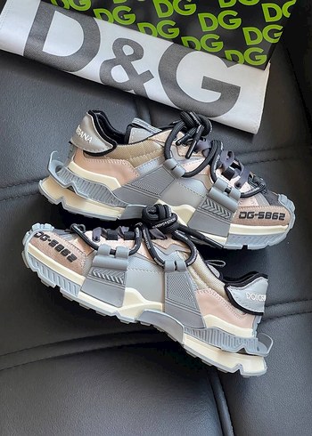 Dolce & Gabbana Bej Gri Kadın Spor Ayakkabı