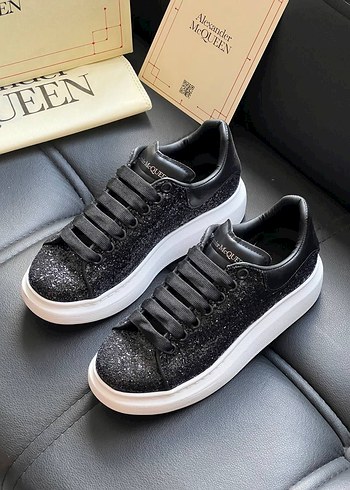 Alexander McQueen Alexander McQueen Kadın Gri Parlak Sneakers