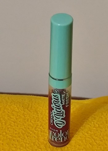 Avon Color Trend Mat Ruj