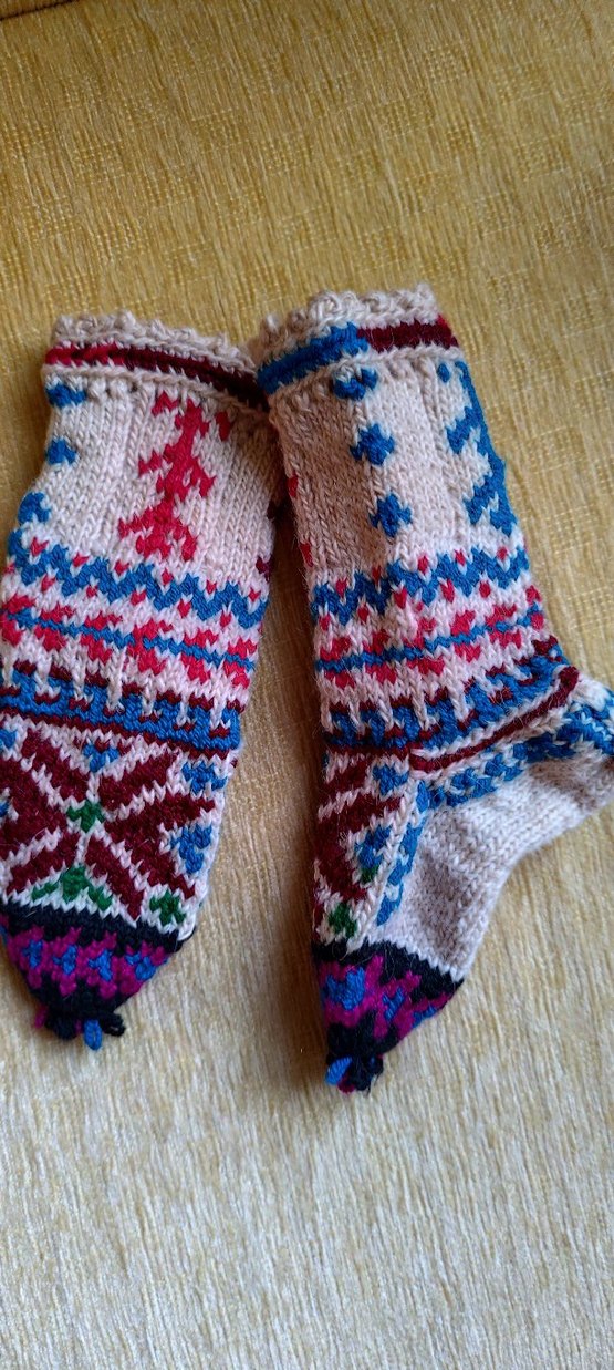 GERÇEK KEÇİ KILINDAN YÖRESEL EL ÖRGÜSÜ ÇOCUK PATİĞİ - Görsel 5