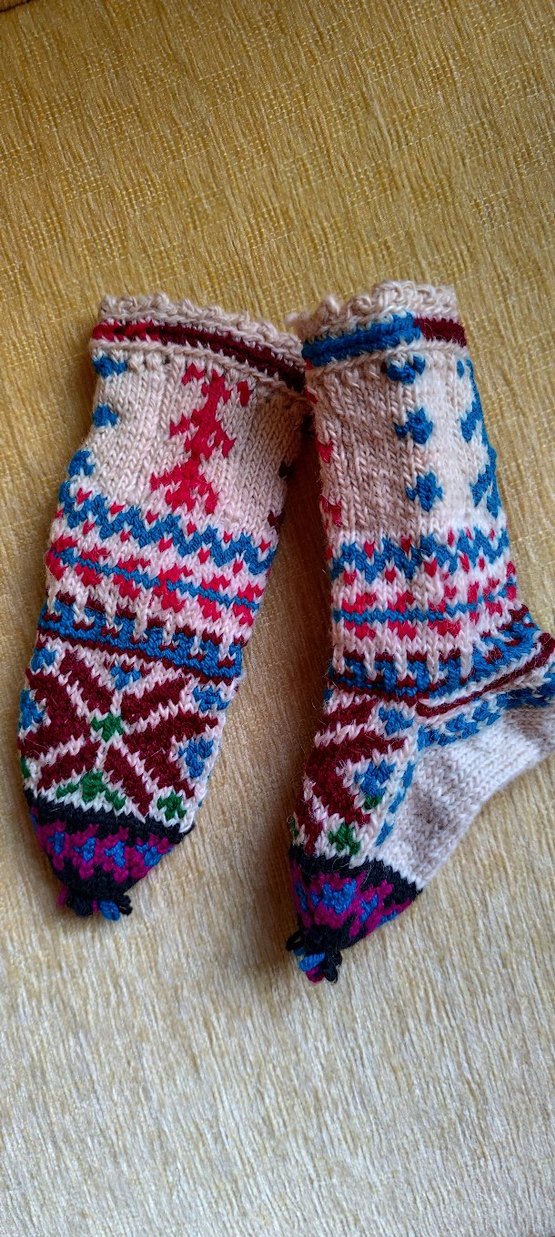 GERÇEK KEÇİ KILINDAN YÖRESEL EL ÖRGÜSÜ ÇOCUK PATİĞİ - Görsel 3