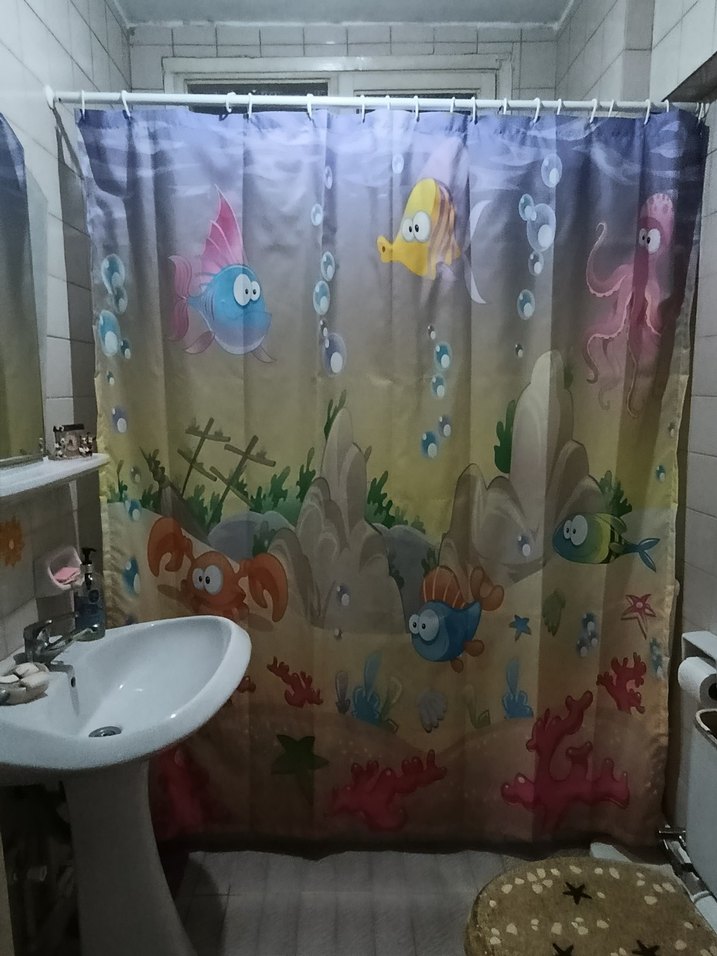 Renkli Pop Kültür Baskılı Duş Perdesi - Görsel 3