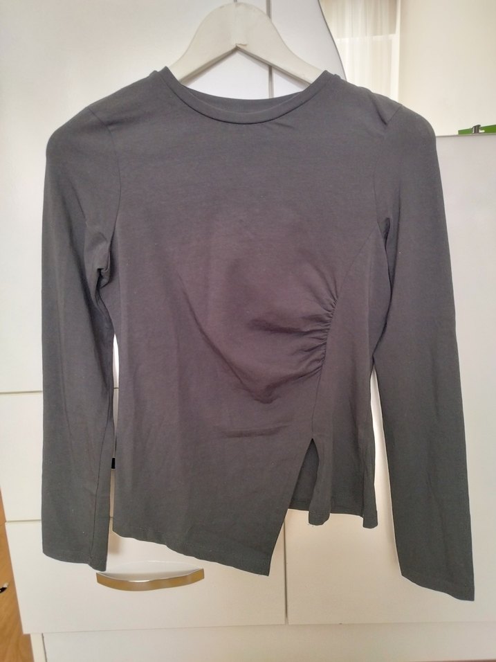 Pamuklu Siyah Uzun Kollu Bluz - Görsel 2