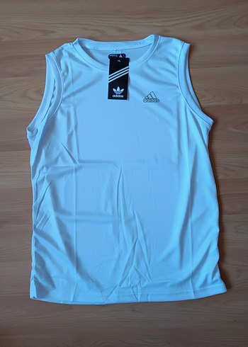 Beyaz Adidas Kolsuz Street Wear Tişört