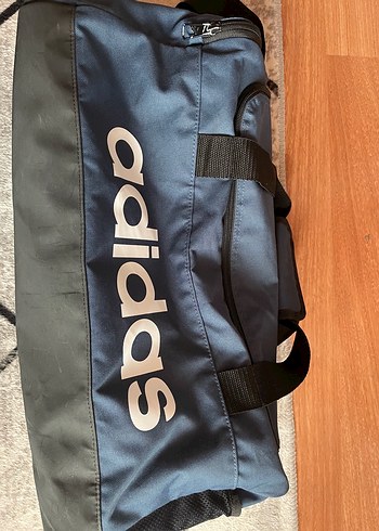 Beden mavi Renk adidas orta boy koyu mavi Spor Çantası