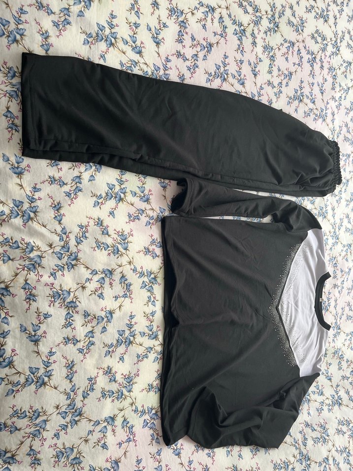 Siyah V Yaka Kadın Eşofman Takımı - Görsel 5