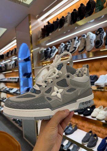 Louis Vuitton Gri Sneaker Lv 1854 41 42