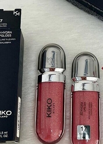 Kiko Rhode skin tint rasberry jely ve kiko gloss 17 no