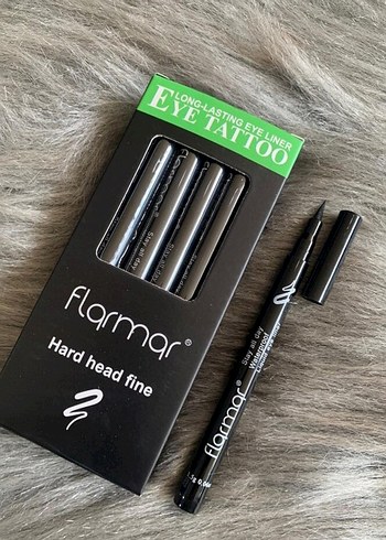 Flormar Sert Uçlu Siyah Eyeliner