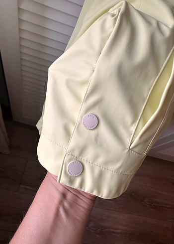 Zara kız çocuk yağmurluk - Görsel 4