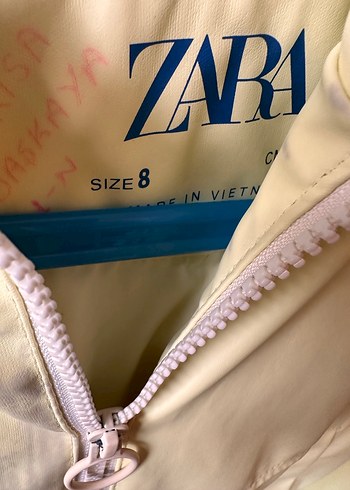 Zara kız çocuk yağmurluk - Görsel 3