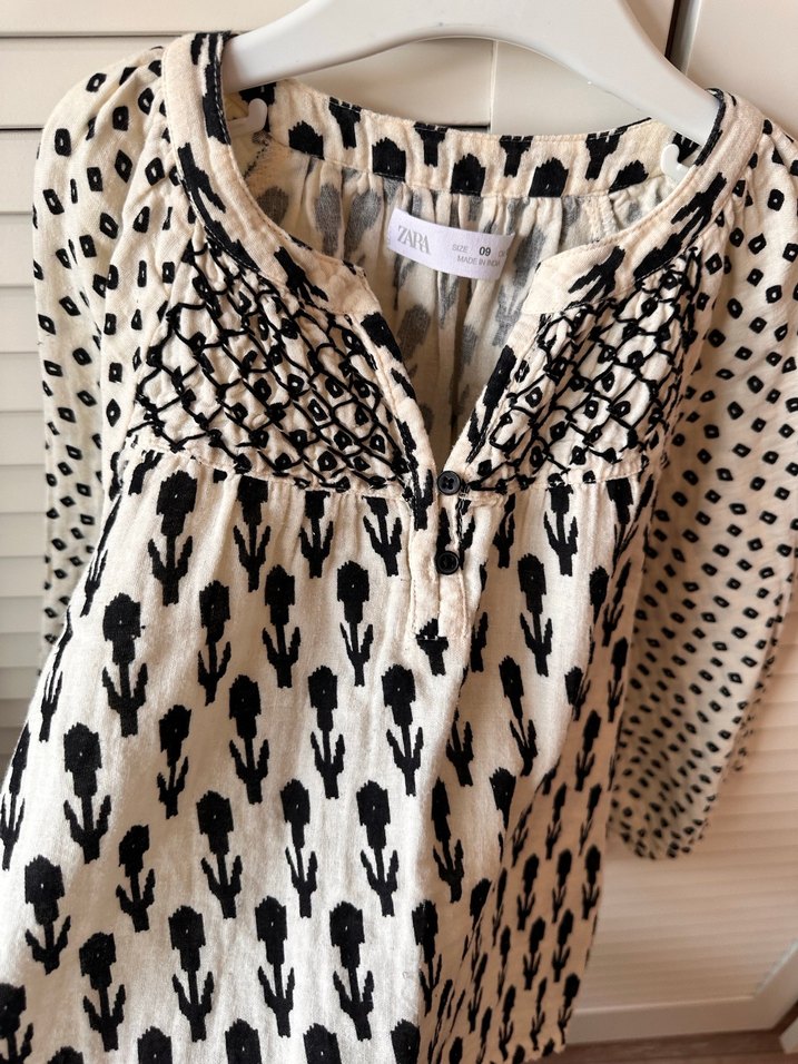 Düğmeli Nakışlı Bohem V Yaka çocuk Bluz - Görsel 3