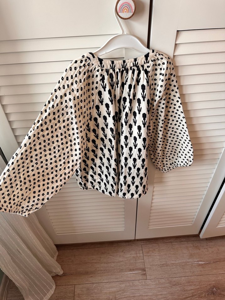 Düğmeli Nakışlı Bohem V Yaka çocuk Bluz - Görsel 2