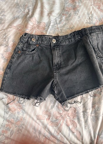 Gri Bağlama Desenli Düğmeli Kot Şort Etek - Görsel 3