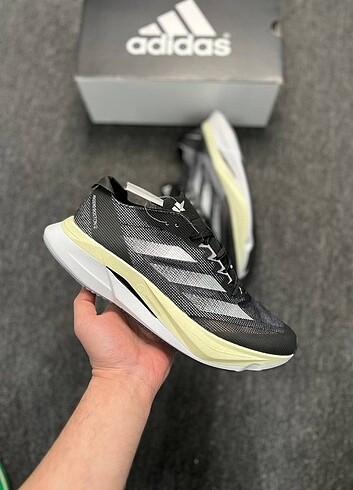 Adidas Adizero Boston 12