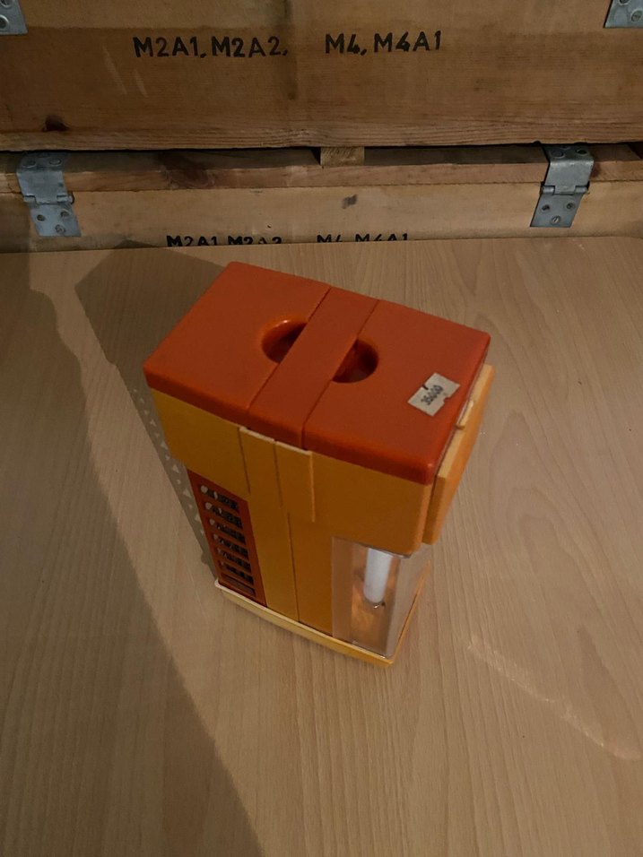 ANTİKA IŞILDAK VE ELEKTRİKLİ SİNEK KOVUCU BAKIM İSTER - Görsel 4