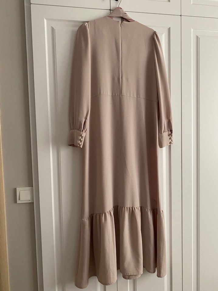Bej Uzun Kollu Fırfırlı Kadın Elbise - Görsel 3