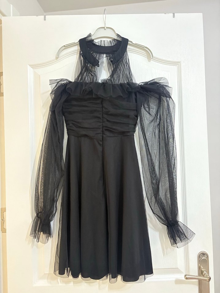 Siyah tüllü  Omuz dekolte Elbise - Görsel 2