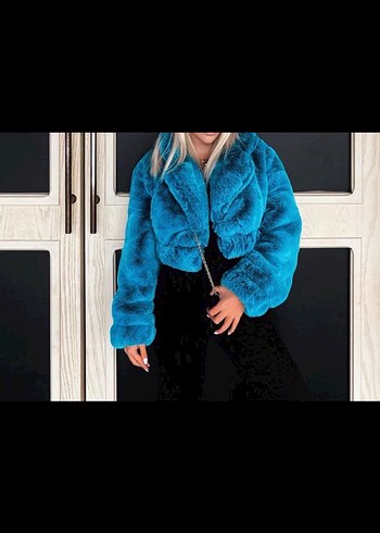 Bershka Bershka Mavi Peluş Kürk Detaylı Kısa Ceket