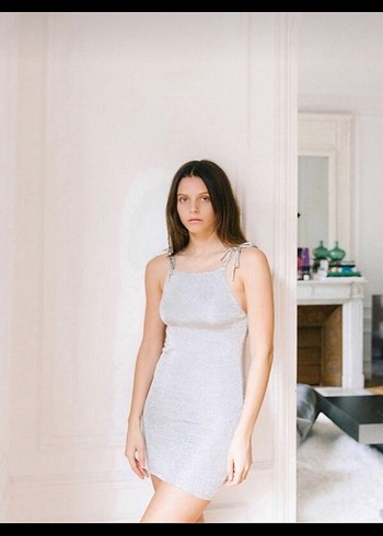 Bershka Gümüş iplikli parlak mini elbise