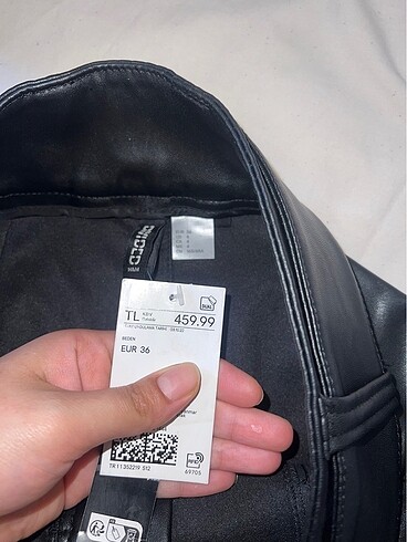 Sıfır etiketli H&M