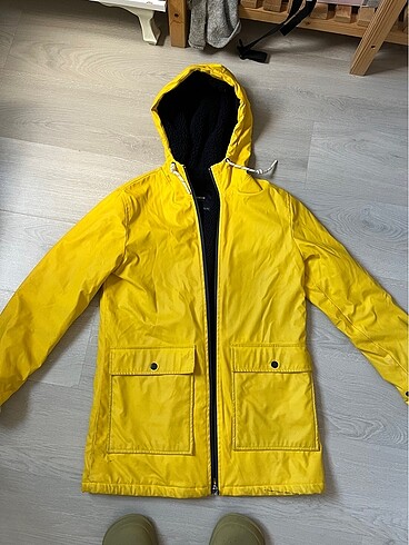 Pull and Bear Sarı mont