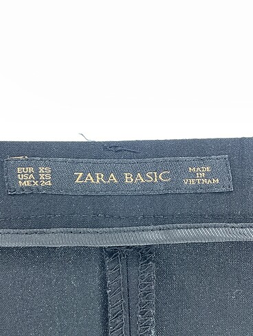 s Beden siyah Renk Zara Midi Etek %70 İndirimli.