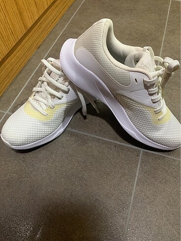 UNDER ARMOUR AYAKKABI ( orjinal ) - Görsel 3