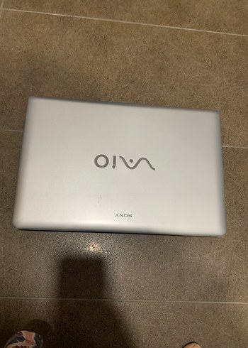 Beyaz Sony VAIO Laptop SANSUNG - Görsel 2