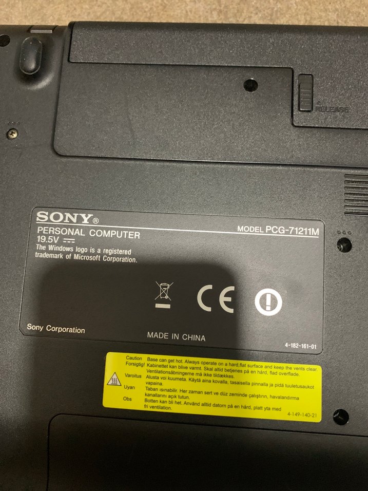 Beyaz Sony VAIO Laptop SANSUNG - Görsel 5