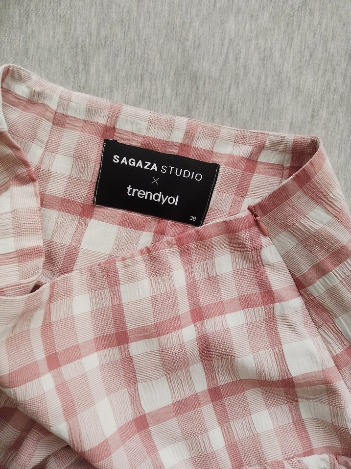 Pembe Fırfırlı Mini Etek - Görsel 2