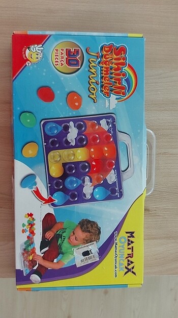 Sihirli düğmeler oyuncak