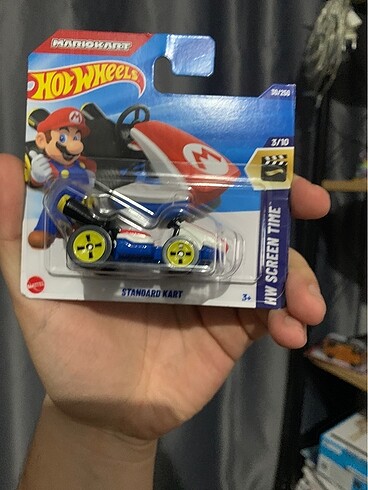 Hot wheels mario kart