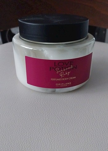 Oriflame Love Potion Vücut Kremi - Görsel 3