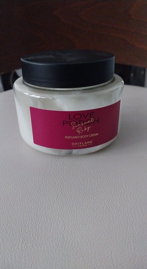 Oriflame Love Potion Vücut Kremi - Görsel 2