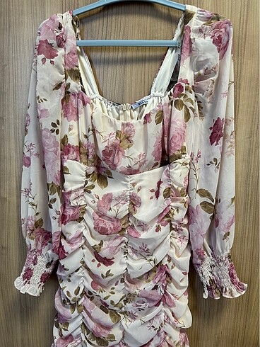 Kısa elbise - Görsel 2